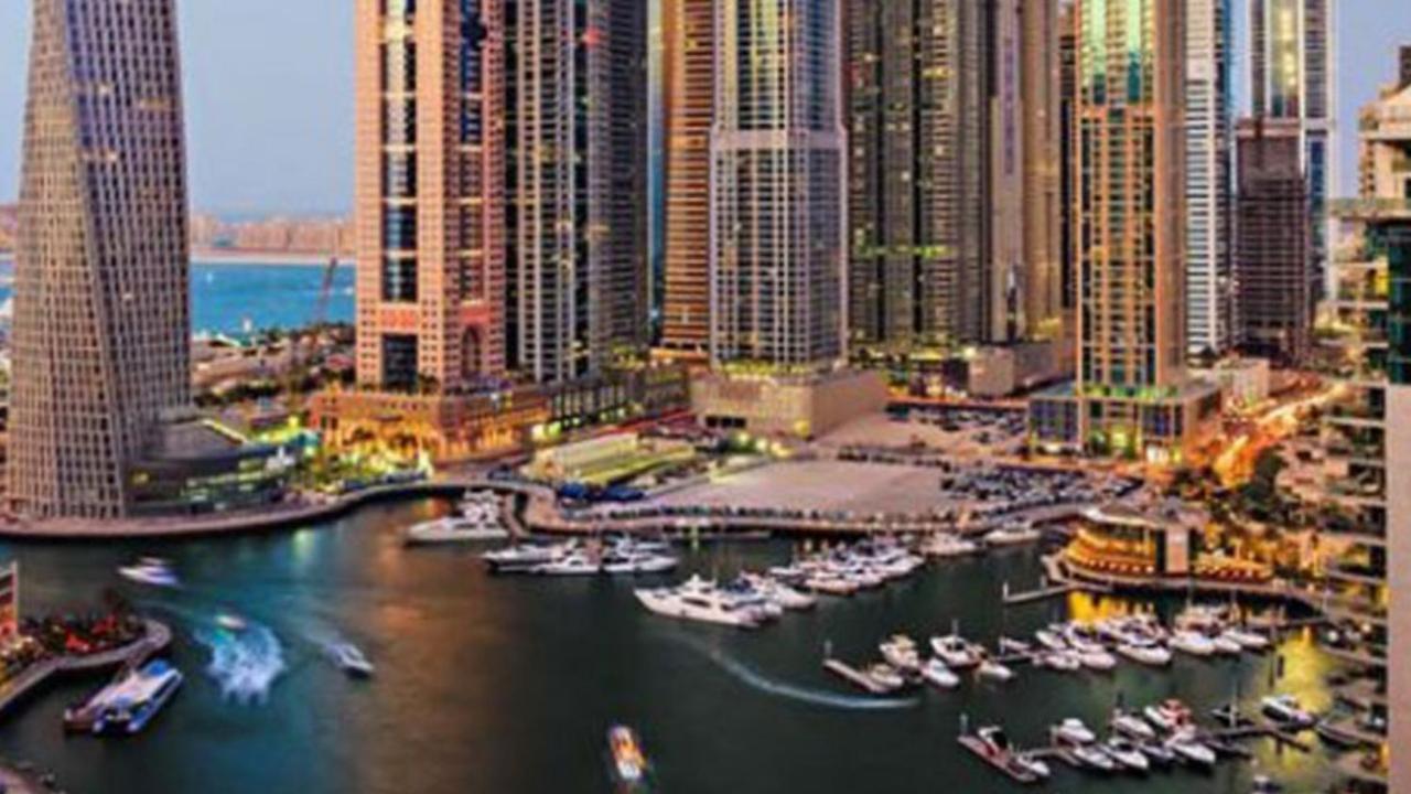 Lunar Hostel Plus Dubai Eksteriør billede